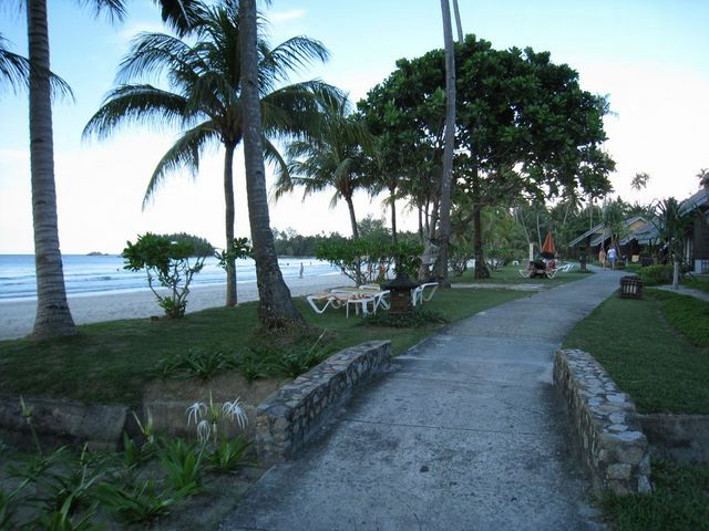 Mayang Sari Beach