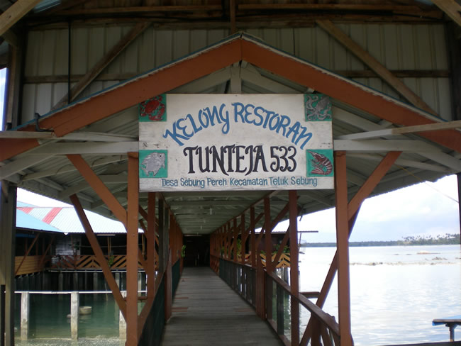Teluk Sebung Kelong Restaurant