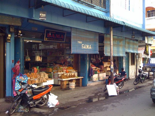 Tanjung Pinang Shops