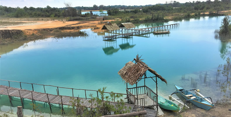 Mini Desert + Blue Lake Visiting