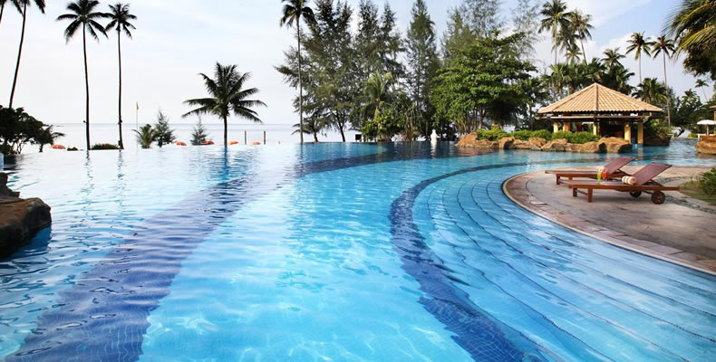 Nirwana Resort Hotel Infinity Pool